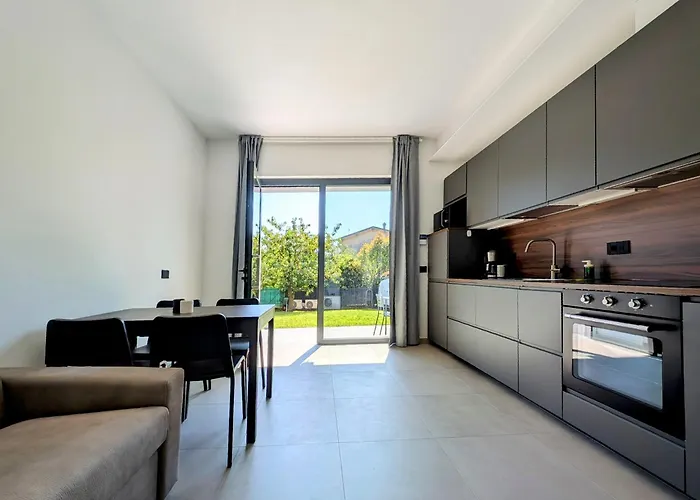 Ciliegio & Ulivo Dongo