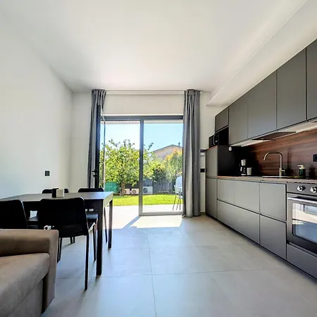 Ciliegio & Ulivo Dongo